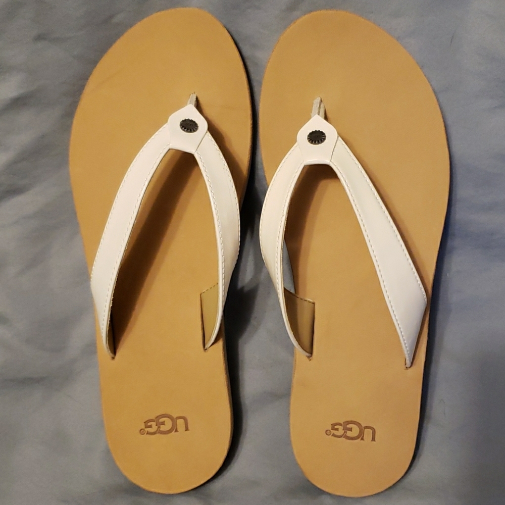 UGG flip flops